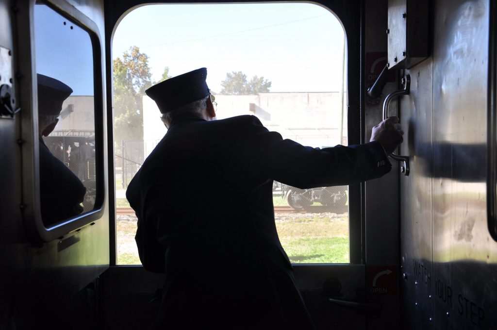 Volunteer Train Conductors